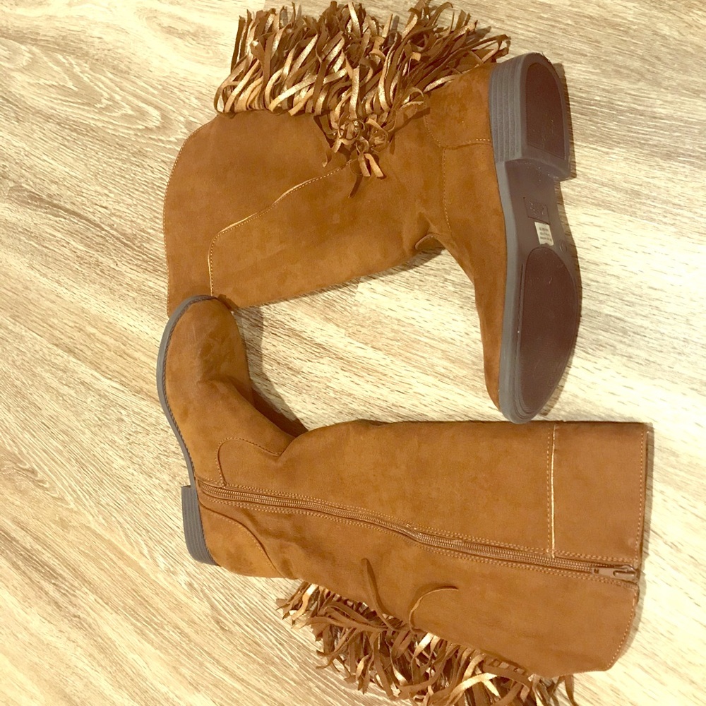 🤠fringed boots
